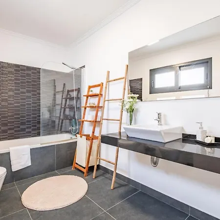 Uptown Sea View By Homie * فونشال