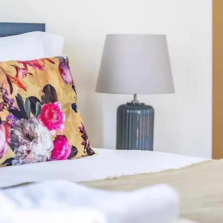 Uptown Sea View By Homie Дом отдыха *