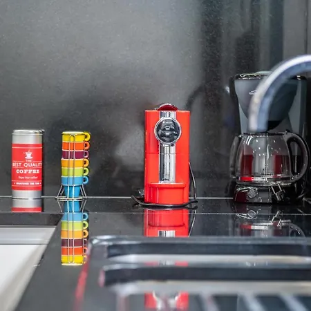 Uptown Sea View By Homie